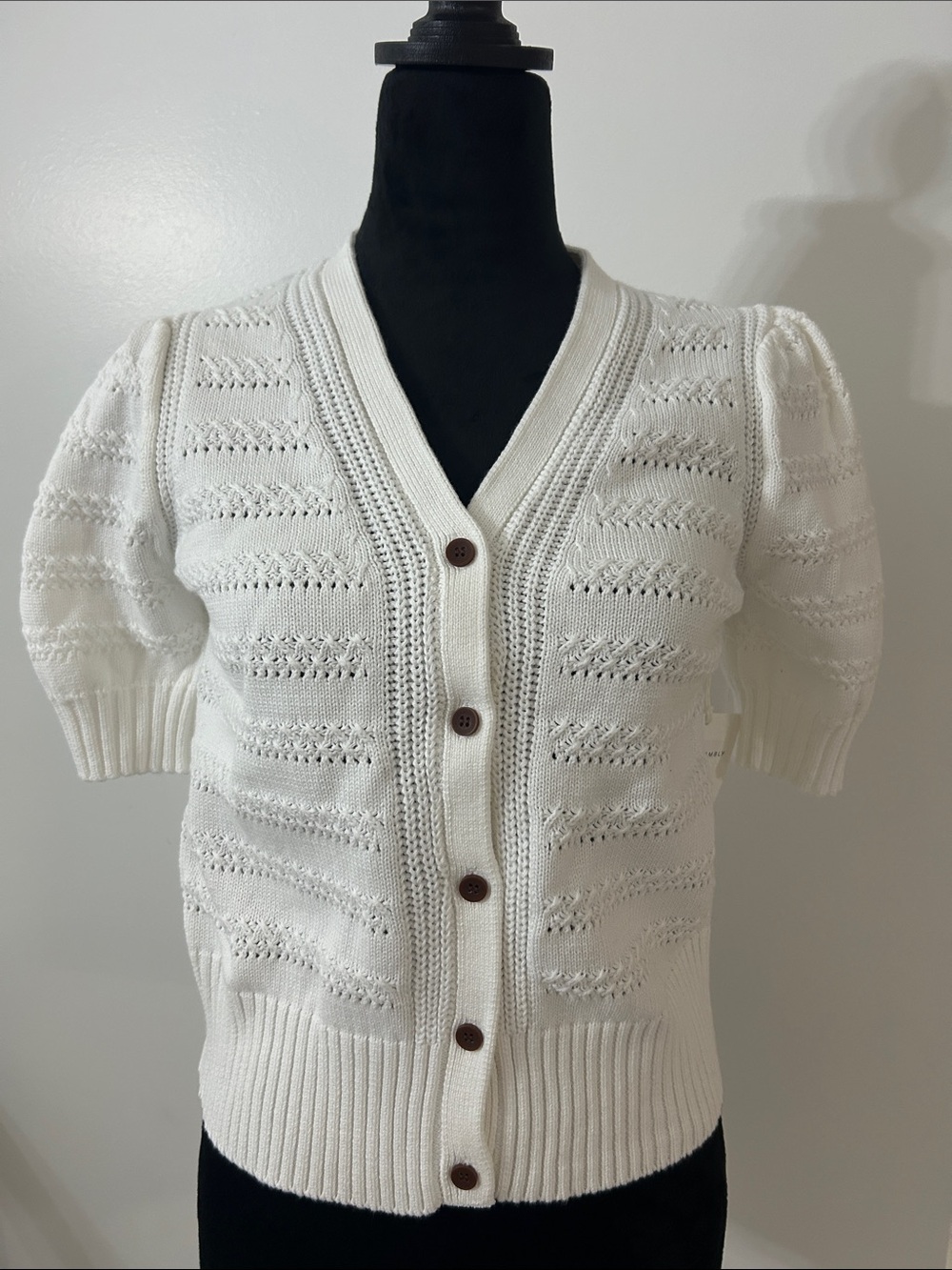 Women's White V-Neck Short Sleeve Knit Cardigan